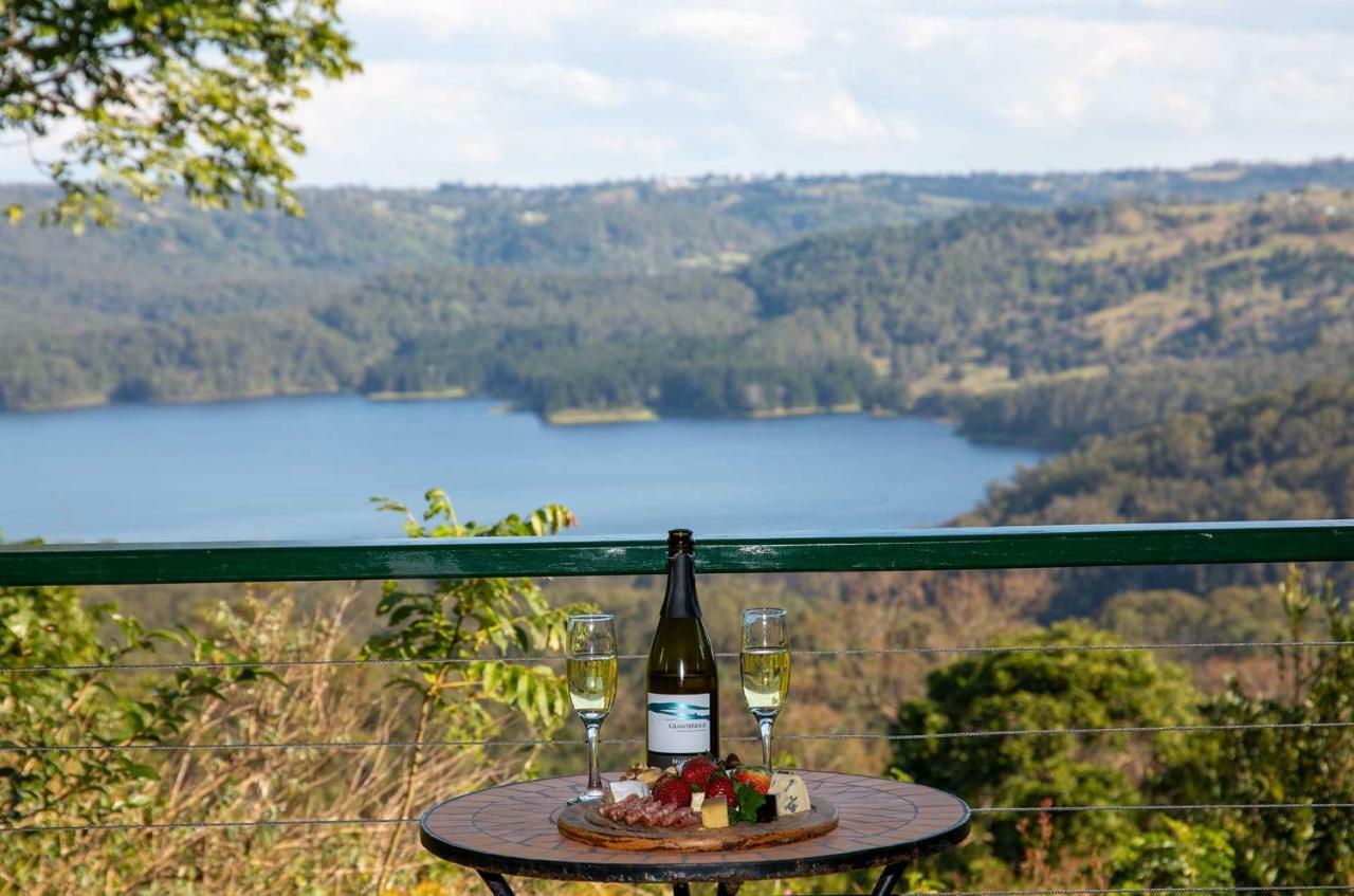 Montville Misty View Cottages Екстер'єр фото